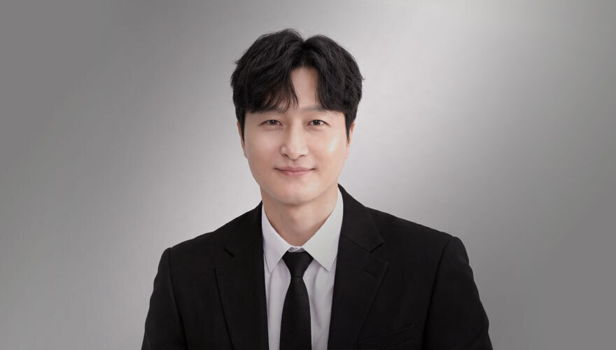 Kim Jeong Ho Director